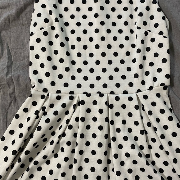 Forever 21 skate dress - Picture 2 of 4